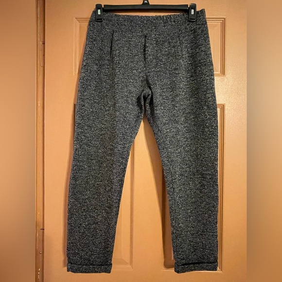 Women's Herringbone Knit Jumpsuit in Charcoal Gray - Picture 5 of 10